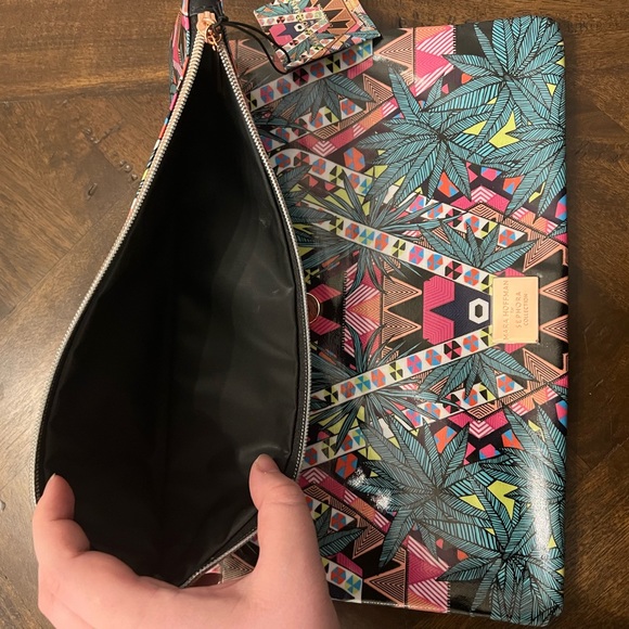 **LIMITED EDITION** Mara Hoffman for Sephora || Kaleidescape Fold Over Clutch - Picture 5 of 6
